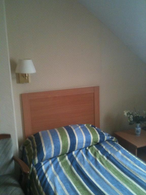 Grand Ash Hotel Ландъндо Екстериор снимка